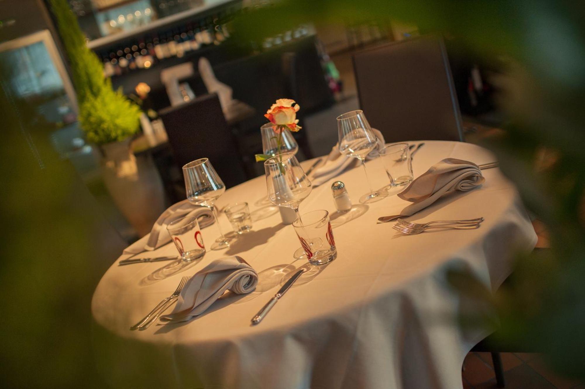 Eggentaler Hotel Cardano Bagian luar foto